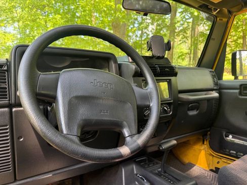 Used 2003 Jeep Wrangler X AWD/4WD image 51