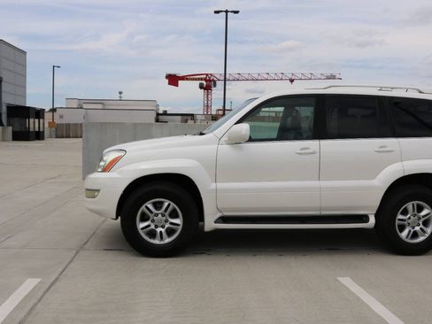 Used 2007 Lexus GX 470 AWD/4WD image 10