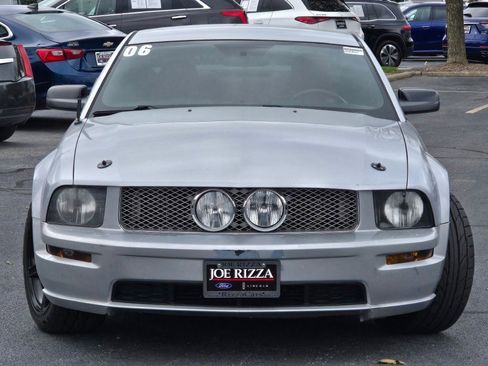 Used 2006 Ford Mustang GT Premium image 3