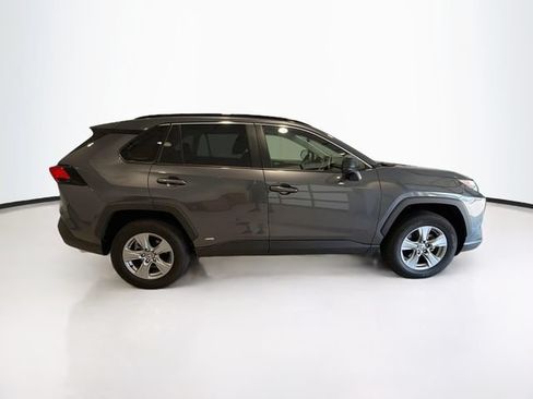 Certified 2025 Toyota RAV4 LE AWD/4WD image 7