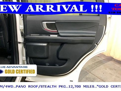 Certified 2025 Ford Expedition Platinum w/ Stealth Appearance Package image 15