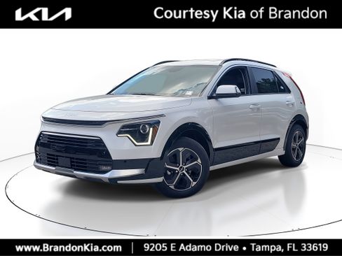 New 2025 Kia Niro SX image 1