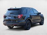 Used 2018 Ford Explorer XLT w/ Equipment Group 202A image 4