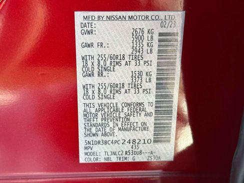 Used 2023 Nissan Pathfinder SV AWD/4WD image 14