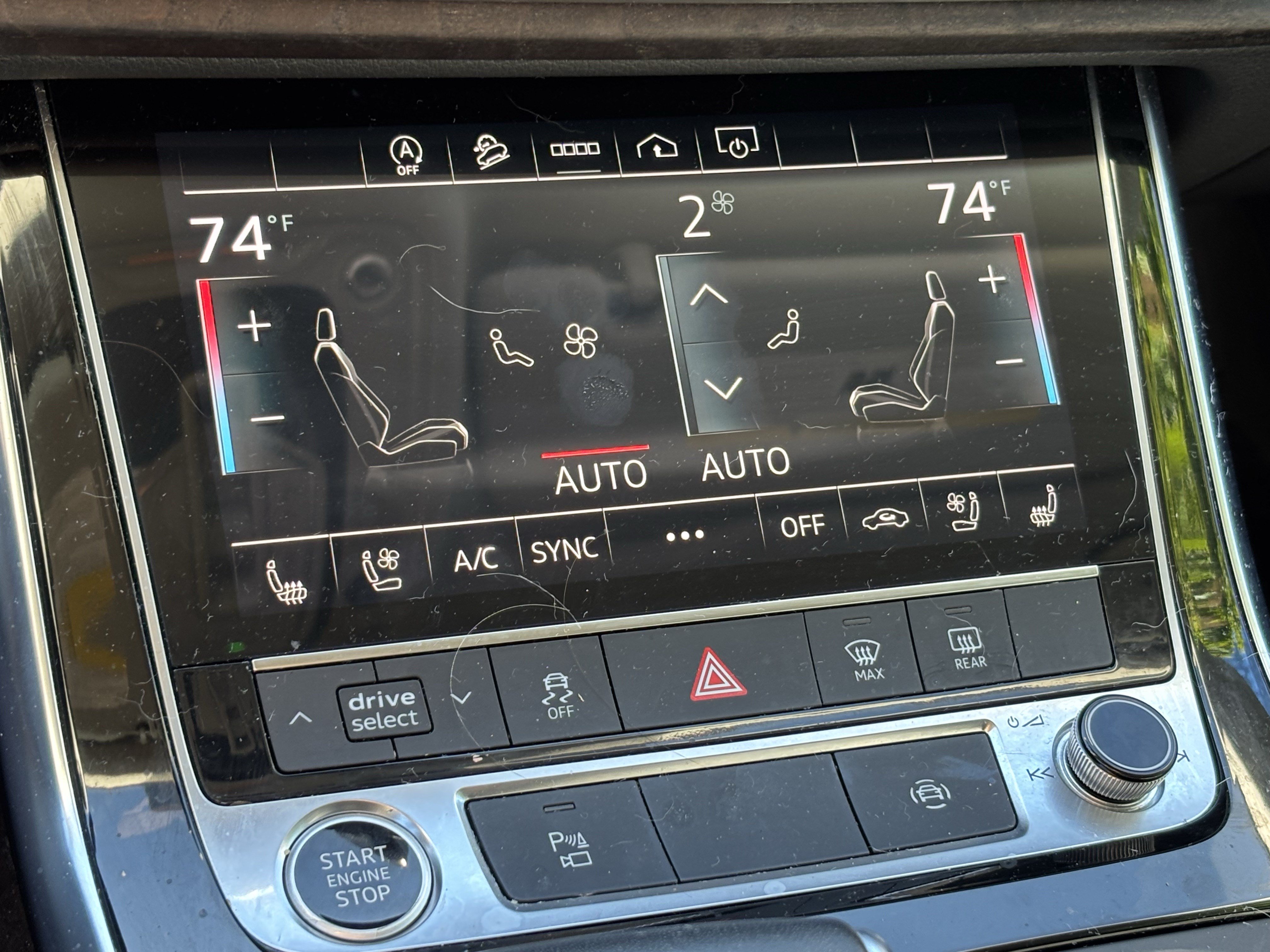 Used 2023 Audi Q8 Premium Plus w/ Premium Plus Package AWD/4WD image 31