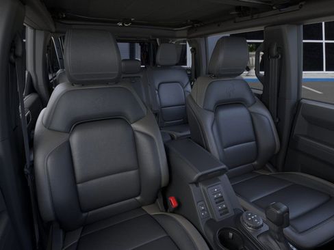 New 2025 Ford Bronco Outer Banks w/ Sasquatch Package AWD/4WD image 46