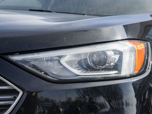 Used 2022 Ford Edge Titanium image 14