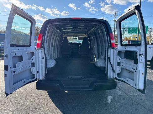 Used 2020 Chevrolet Express 2500 Extended w/ Driver Convenience Package image 38
