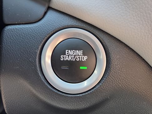 Certified 2023 Chevrolet Equinox LS w/ LS Convenience Package FWD image 23