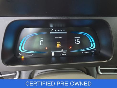 Certified 2025 Hyundai Elantra SE FWD image 19