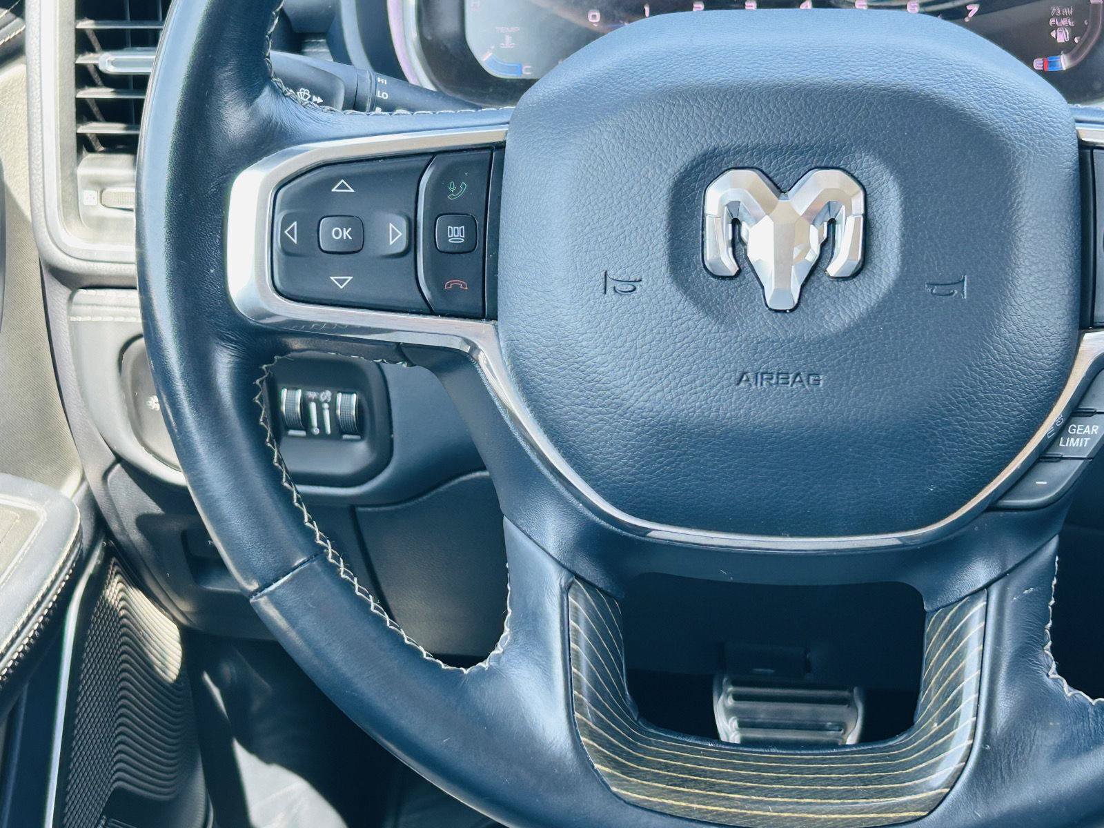 Used 2023 RAM 1500 Limited AWD/4WD image 21