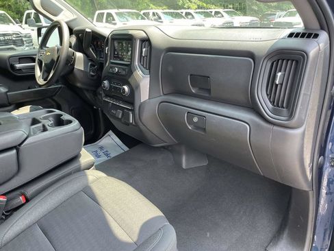 Used 2022 Chevrolet Silverado 1500 Custom AWD/4WD image 14