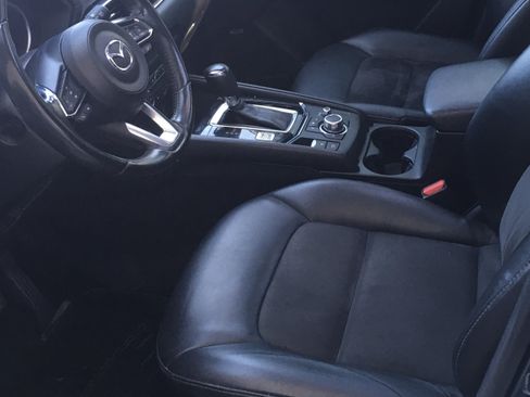 Used 2018 MAZDA CX-5 Touring w/ Preferred Equipment Package AWD/4WD image 10