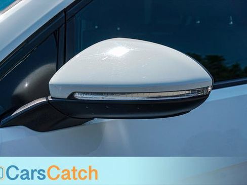 Used 2018 Volkswagen GTI S FWD image 19