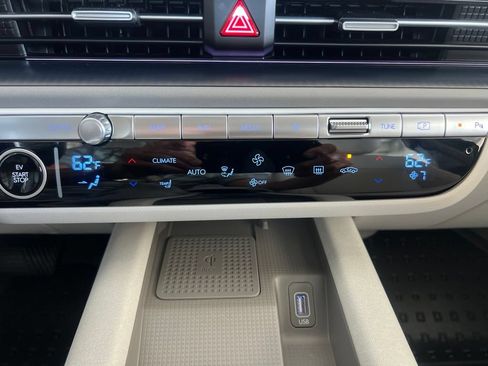 Used 2024 Hyundai Ioniq 6 SEL RWD image 68