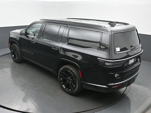 New 2026 Jeep Grand Wagoneer Limited AWD/4WD image 40