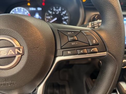 Certified 2023 Nissan Kicks SV image 23