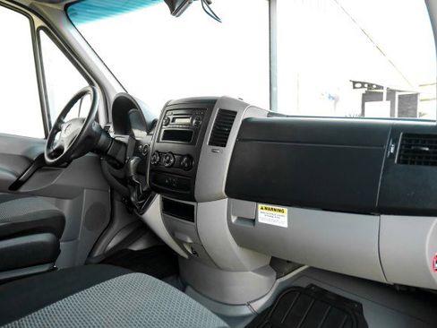 Used 2013 Mercedes-Benz Sprinter 3500 image 10