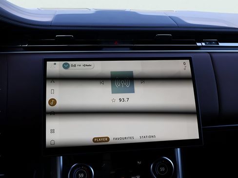 Used 2023 Land Rover Range Rover SE AWD/4WD image 22