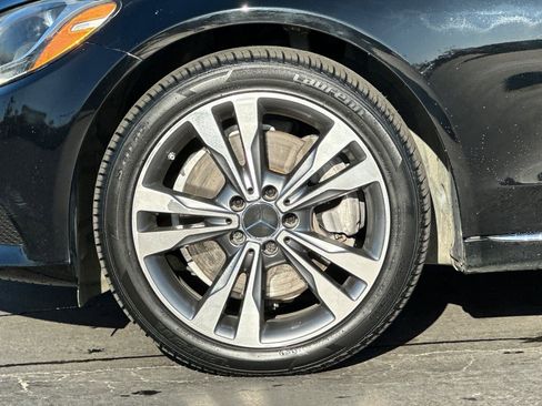 Used 2016 Mercedes-Benz C 300 4MATIC Sedan image 30