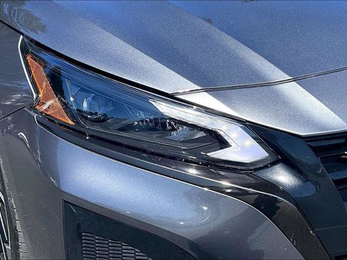 Used 2024 Nissan Altima 2.5 SR FWD image 30