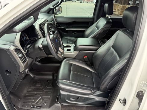 Used 2020 Ford Expedition Max XLT w/ Equipment Group 201A image 11