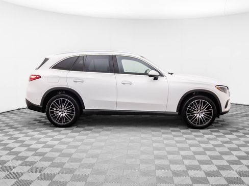 New 2026 Mercedes-Benz GLC 300 GLC 300 image 7