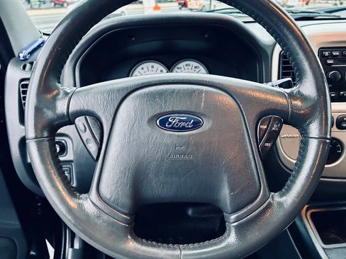 Used 2006 Ford Escape XLT AWD/4WD image 17