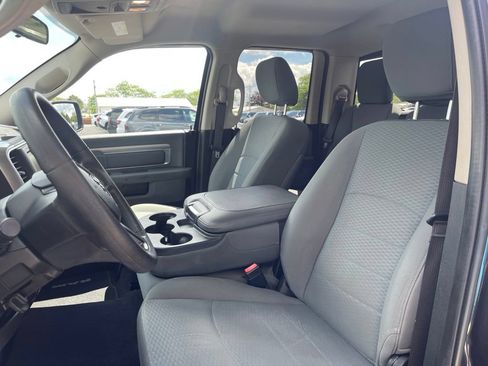 Used 2017 RAM 1500 Classic SLT AWD/4WD image 22