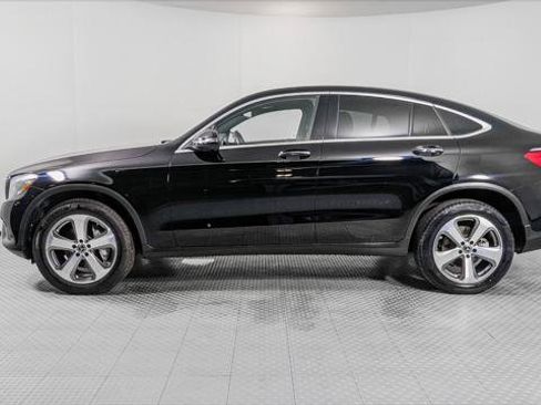 Used 2018 Mercedes-Benz GLC 300 4MATIC Coupe image 3