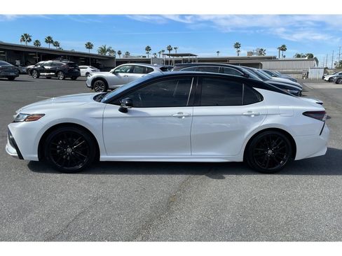 Used 2021 Toyota Camry XSE w/ Carpet Mat Package (TMS) image 2