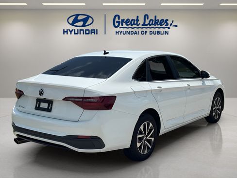 Used 2022 Volkswagen Jetta S FWD image 5