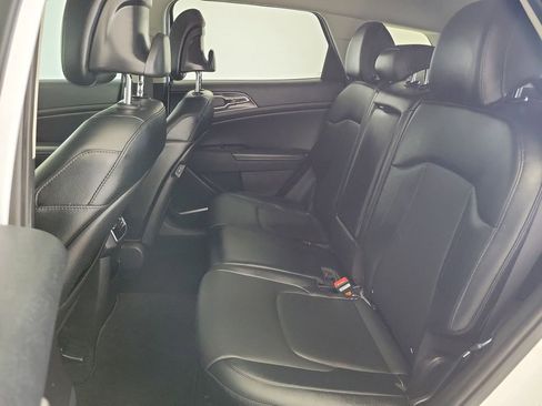 Used 2023 Kia Sportage EX FWD image 12