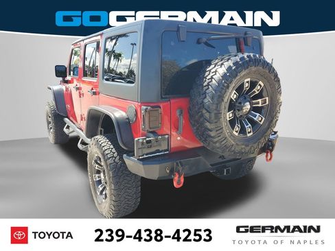 Used 2012 Jeep Wrangler Unlimited Rubicon w/ Dual Top Group image 10