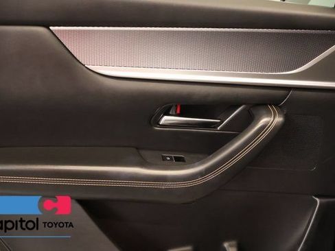 Used 2024 MAZDA CX-90 Plug-In Hybrid w/ Preferred AWD/4WD image 32