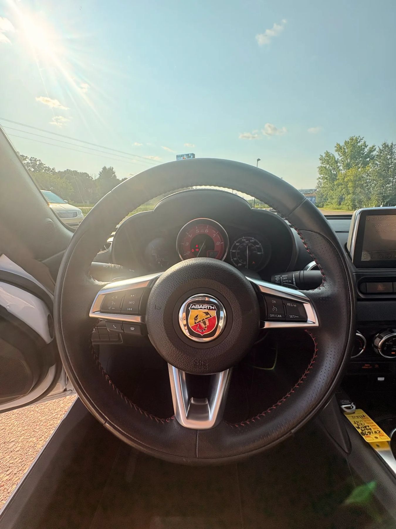 Used 2019 FIAT 124 Spider Abarth w/ Navigation & Sound Group RWD image 17