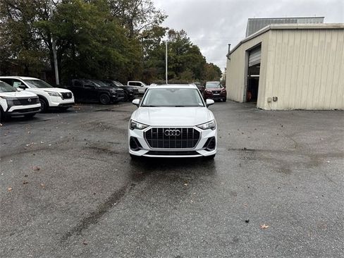 Used 2020 Audi Q3 2.0T Premium w/ Convenience Package image 2
