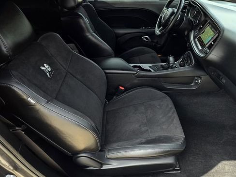 Used 2022 Dodge Challenger R/T Scat Pack w/ Plus Package image 31