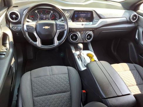 Used 2020 Chevrolet Blazer LT FWD image 12