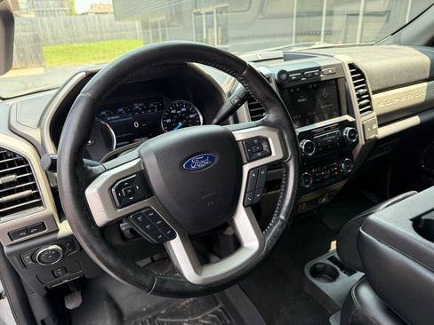 Used 2019 Ford F250 Lariat w/ Chrome Package AWD/4WD image 16