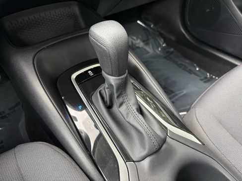 Used 2024 Toyota Corolla LE FWD image 17
