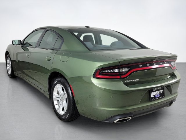 Used 2019 Dodge Charger SXT RWD image 5