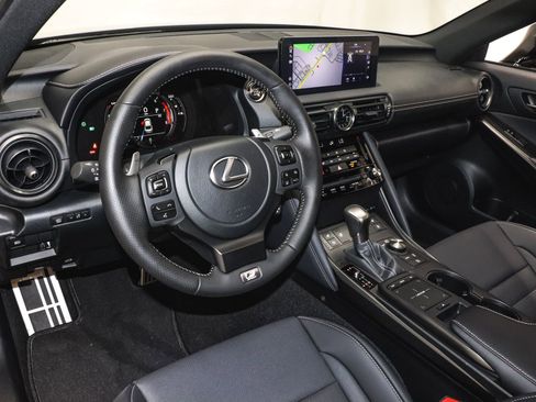 Used 2025 Lexus IS 350 F Sport w/ Navigation Package image 18