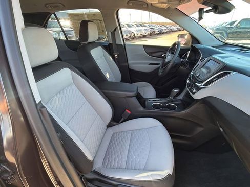 Used 2020 Chevrolet Equinox LT image 11