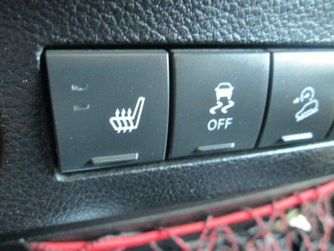 Used 2018 Jeep Wrangler Unlimited Rubicon AWD/4WD image 22