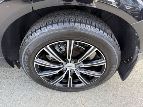 Used 2018 Volvo XC60 T5 Inscription w/ Luxury Seat Package AWD/4WD image 7