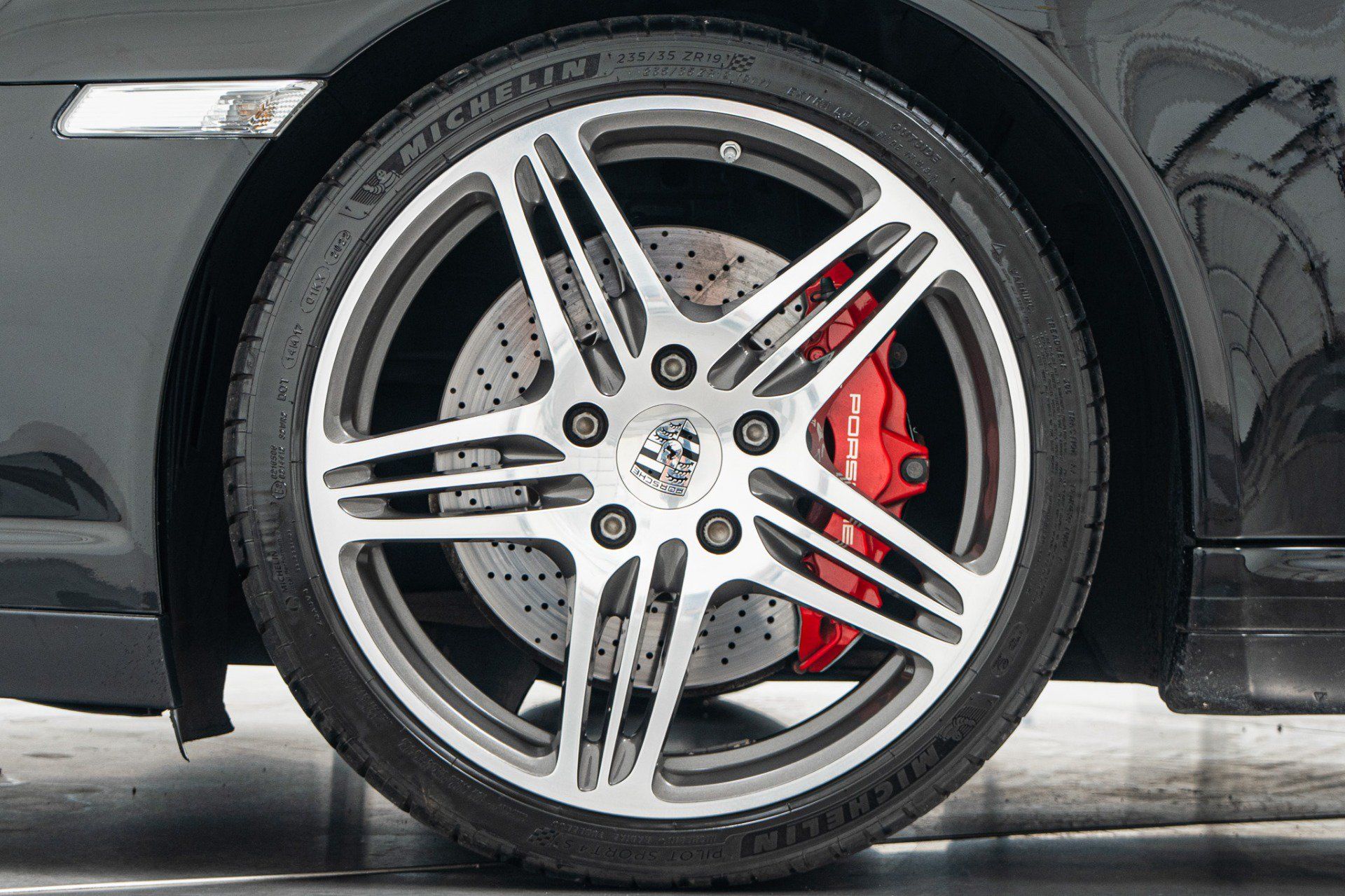 Used 2008 Porsche 911 Turbo AWD/4WD image 10