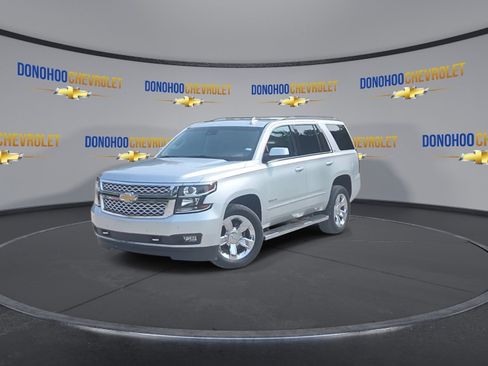 Used 2019 Chevrolet Tahoe LT w/ LT Signature Package RWD image 6