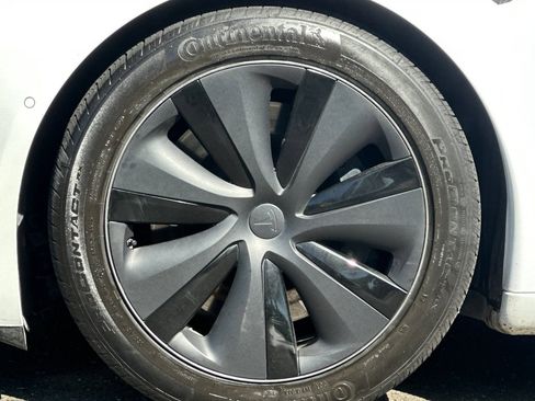 Used 2023 Tesla Model S Plaid AWD/4WD image 23
