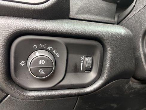 New 2026 RAM 2500 Tradesman w/ Chrome Appearance Group image 10